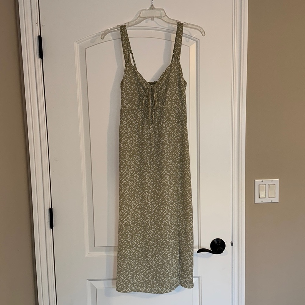 Abercrombie mint green floral slit dress